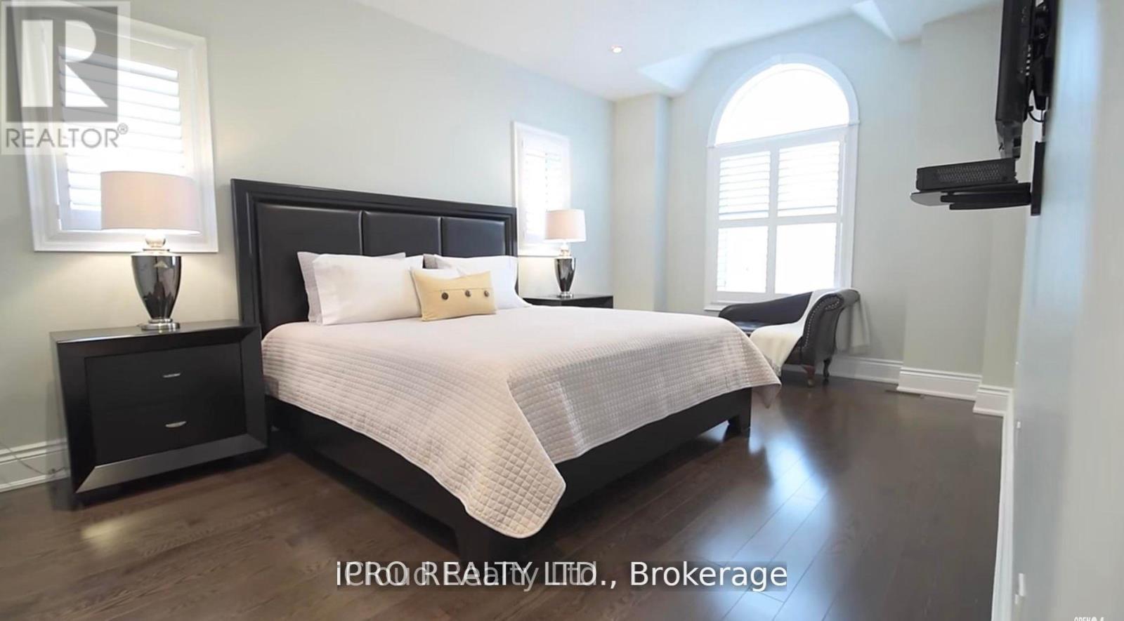 5116 Summersky Court, Mississauga, ON