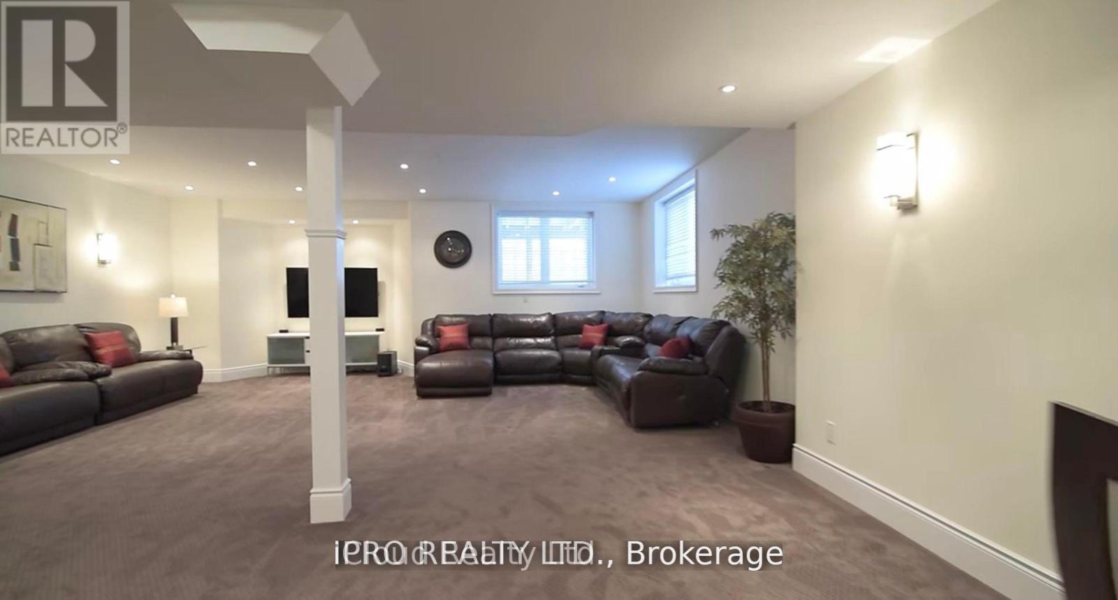 5116 Summersky Court, Mississauga, ON