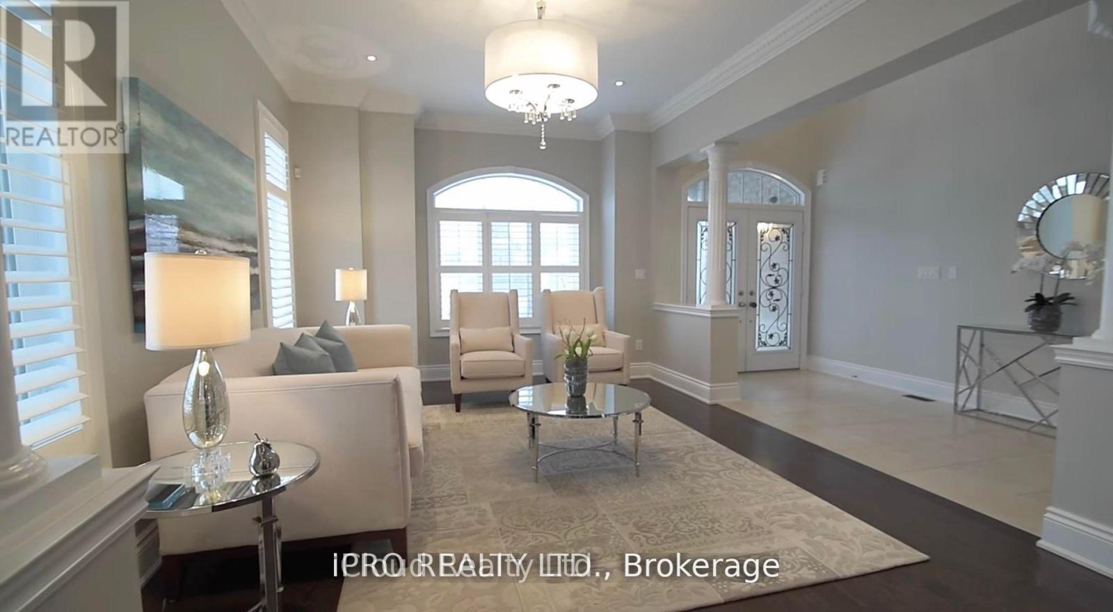 5116 Summersky Court, Mississauga, ON