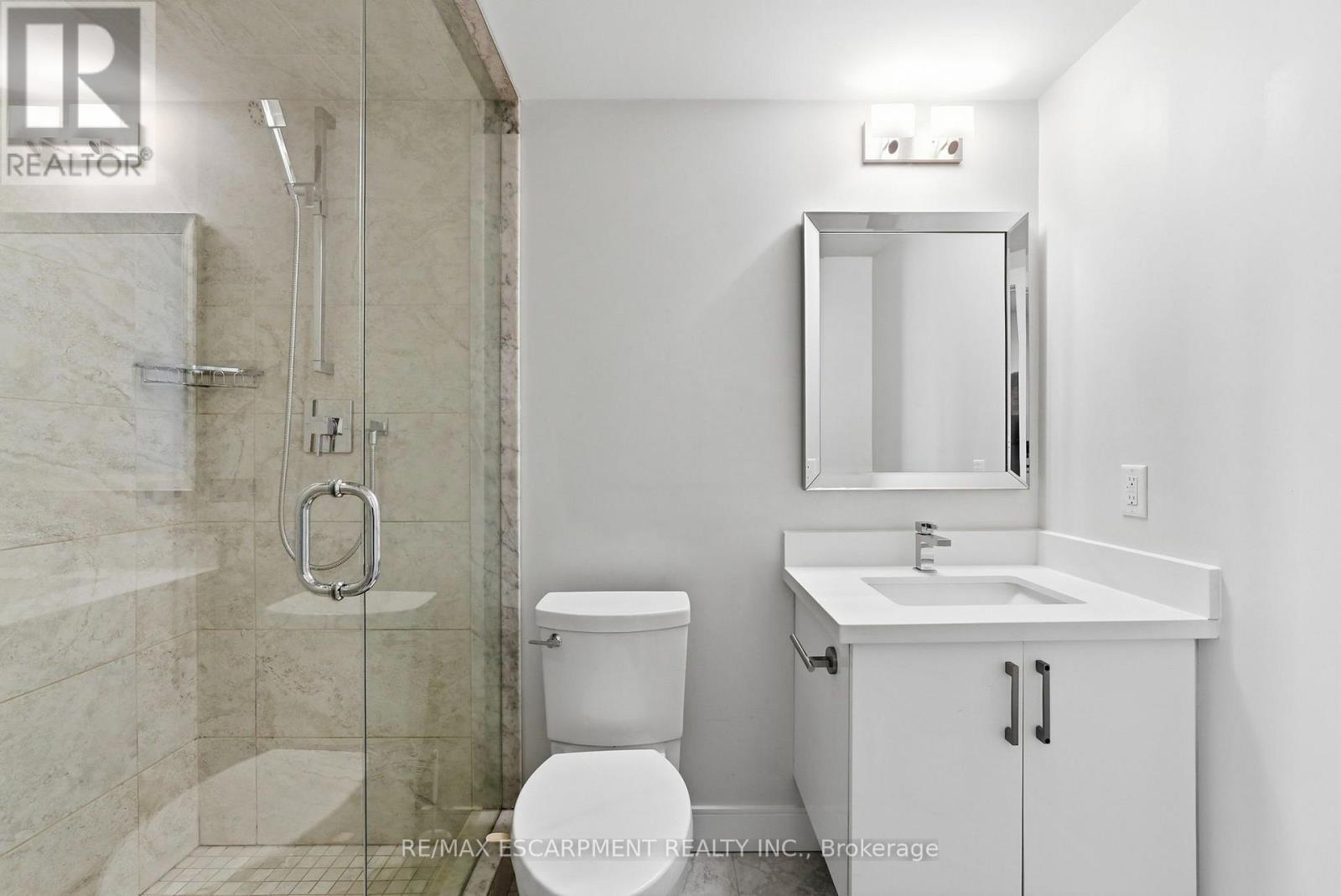 65 Forest Avenue, Mississauga, ON