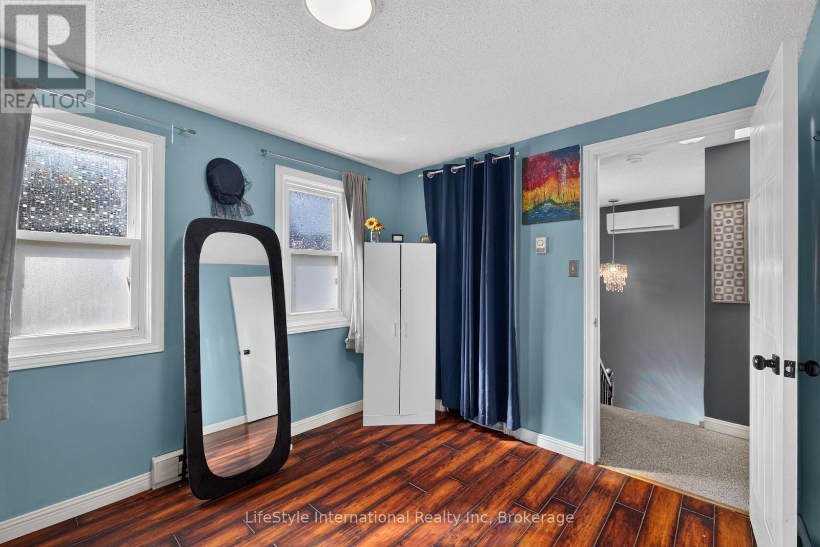 18 Camrose Court, Kitchener, ON