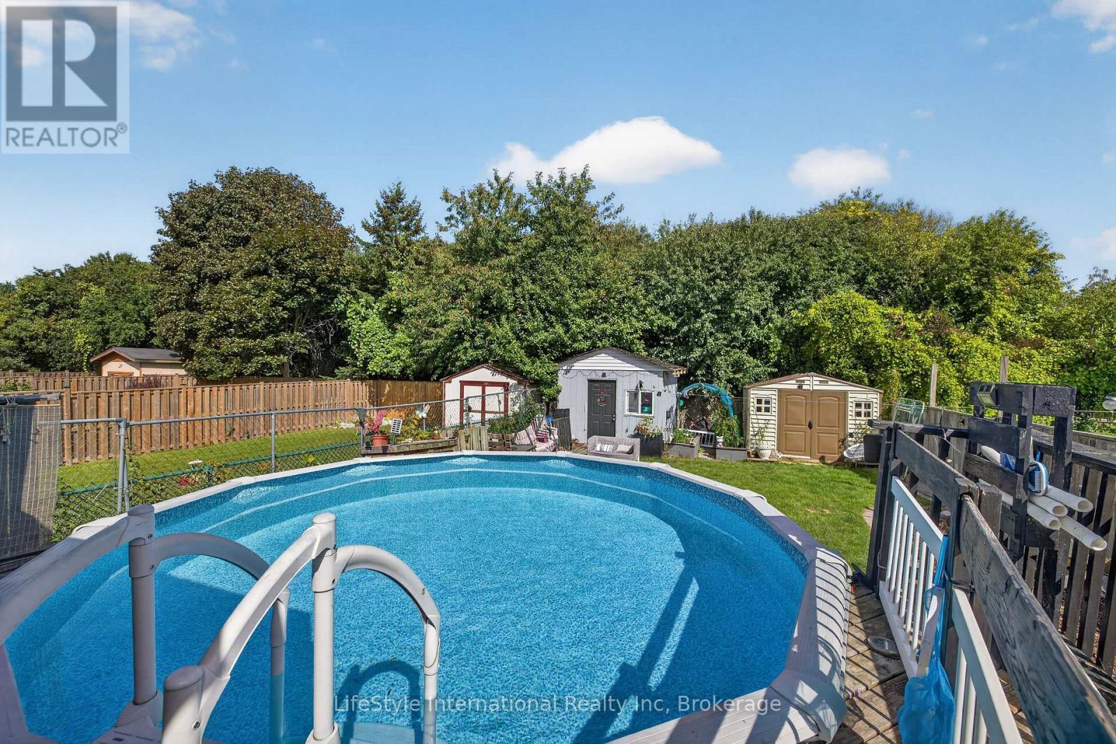 18 Camrose Court, Kitchener, ON