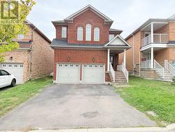 8 MAFFEY CRESCENT Richmond Hill, ON L4S 0A8