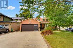 50 FUSILIER DRIVE  Hamilton, ON L9B 2E1