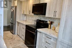 802 - 3233 EGLINTON AVENUE E Toronto, ON M1J 3N6