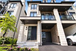 40 CHIARA ROSE LANE Richmond Hill, ON L4E 1H4