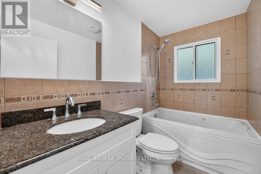 1024 Roosevelt Road, Mississauga, ON
