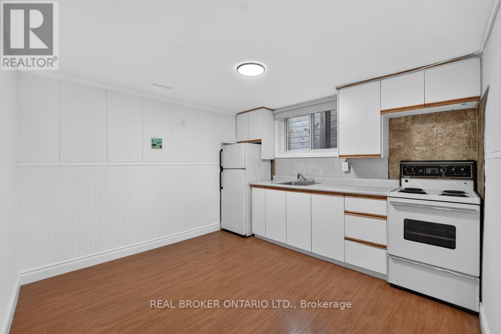 1024 Roosevelt Road, Mississauga, ON