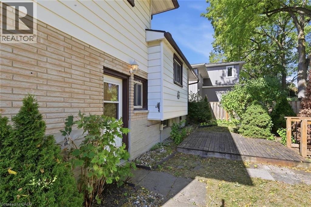 40 Kenmore Avenue, Cambridge, ON
