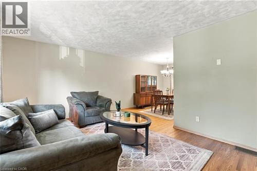 40 Kenmore Avenue, Cambridge, ON 
