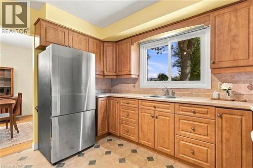 40 Kenmore Avenue, Cambridge, ON 
