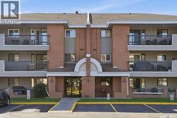 104 201 Cree PLACE Saskatoon, SK S7K 7Z3