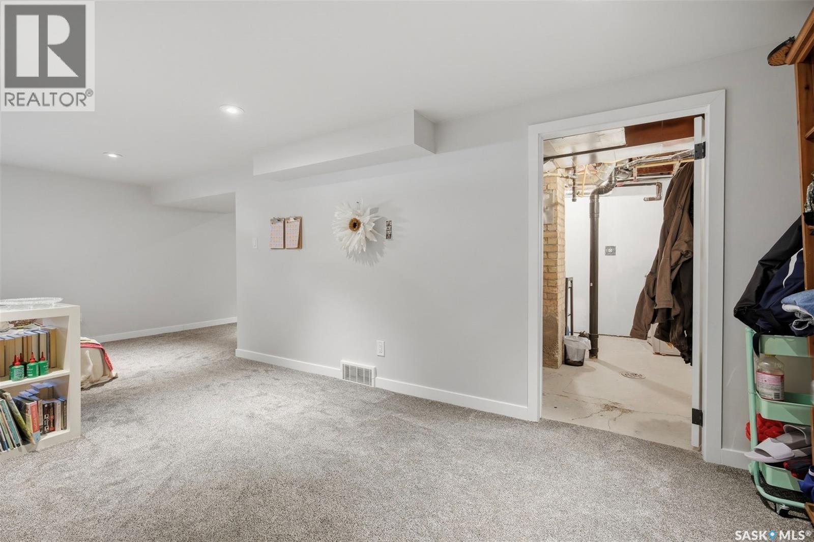 1109 Oxford Street, Saskatoon, SK