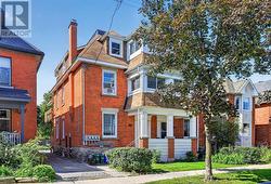 124-126 IRVING AVENUE Ottawa, ON K1Y 1Z4