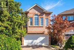306 COSSACK COURT Mississauga, ON L5B 4C2