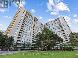 1112 - 3590 KANEFF CRESCENT Mississauga, ON L5A 3X3