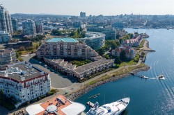 #106-75 Songhees Rd Victoria, BC V9A 7M5