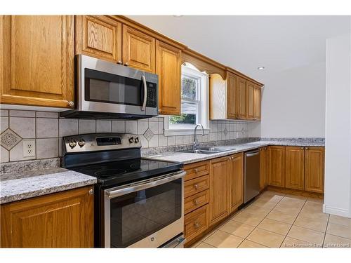 74 Rebecca Dr, Fredericton, NB 