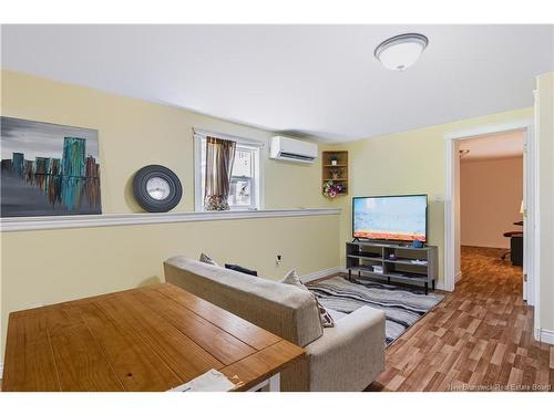 74 Rebecca Dr, Fredericton, NB 