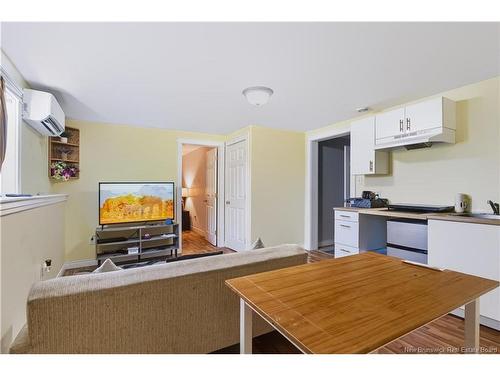 74 Rebecca Dr, Fredericton, NB 
