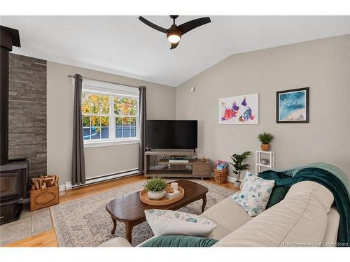 120 Wiggins Dr, Fredericton, NB 