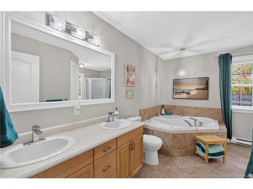 120 Wiggins Dr, Fredericton, NB 