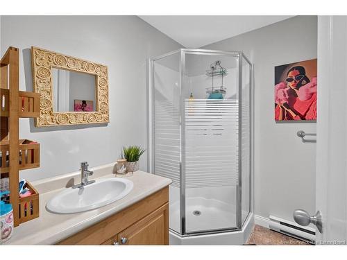 120 Wiggins Dr, Fredericton, NB 