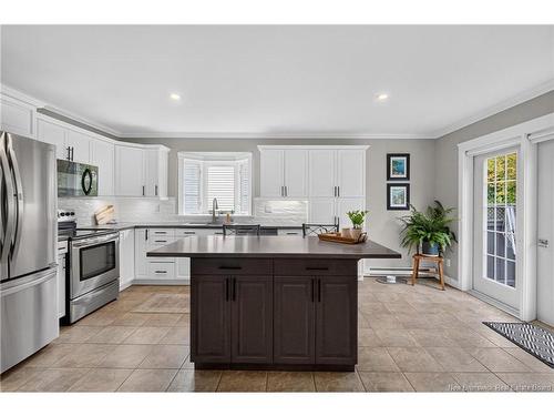 120 Wiggins Dr, Fredericton, NB 
