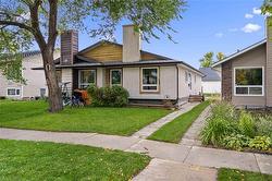 243 Novavista DR  Winnipeg, MB R2N 1G1