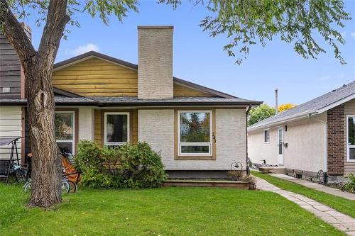 243 Novavista Dr, Winnipeg, MB 