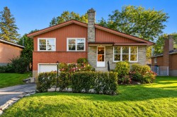 4 Place Belcourt Dollard-Des-Ormeaux, QC H9A 2P1