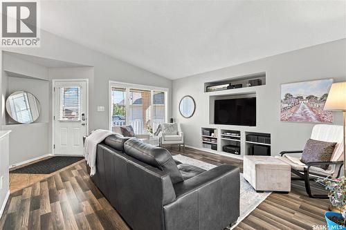3934 Robin Place E, Regina, SK 