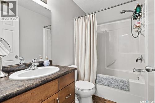 3934 Robin Place E, Regina, SK 