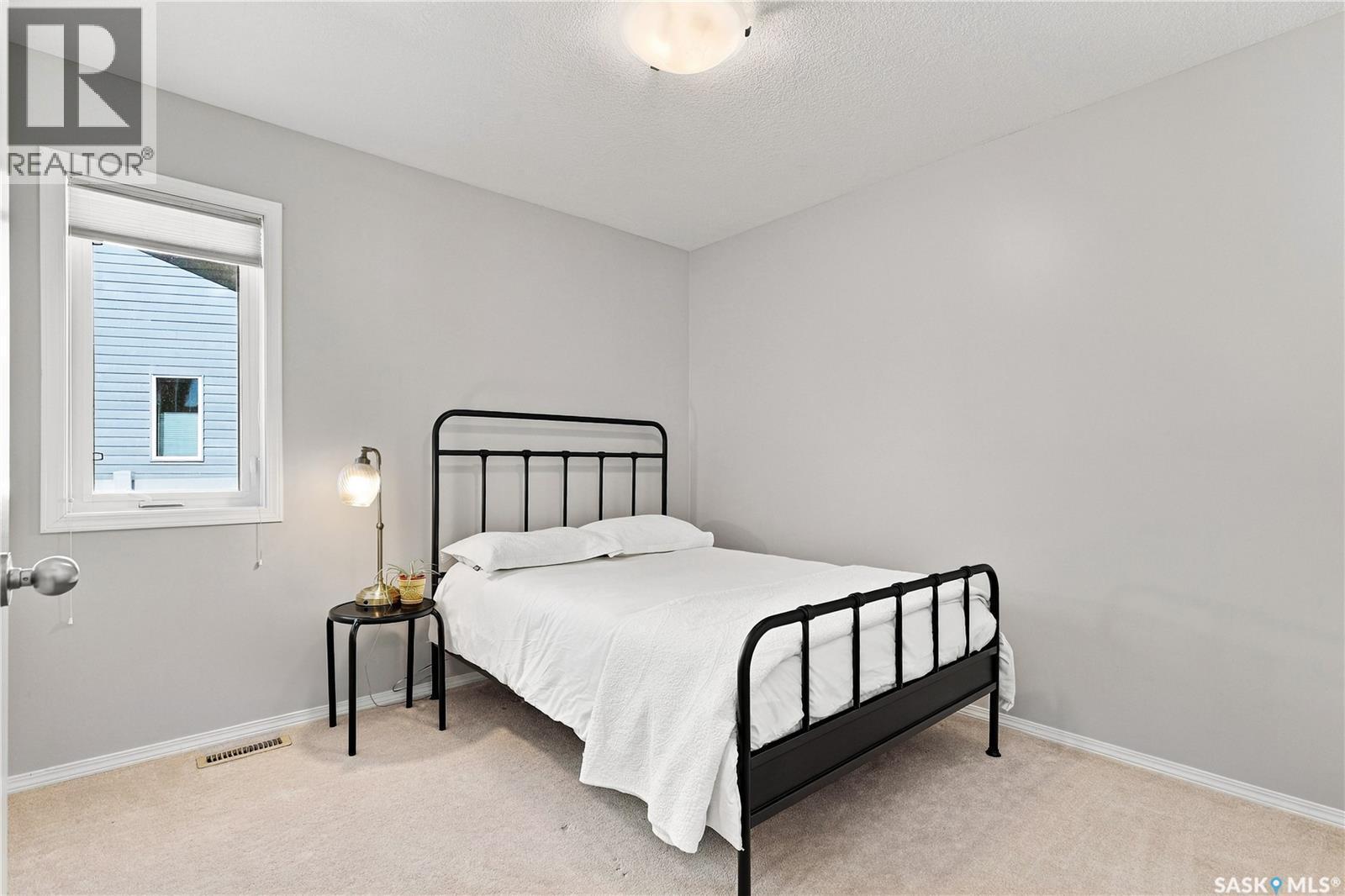 3934 Robin Place E, Regina, SK
