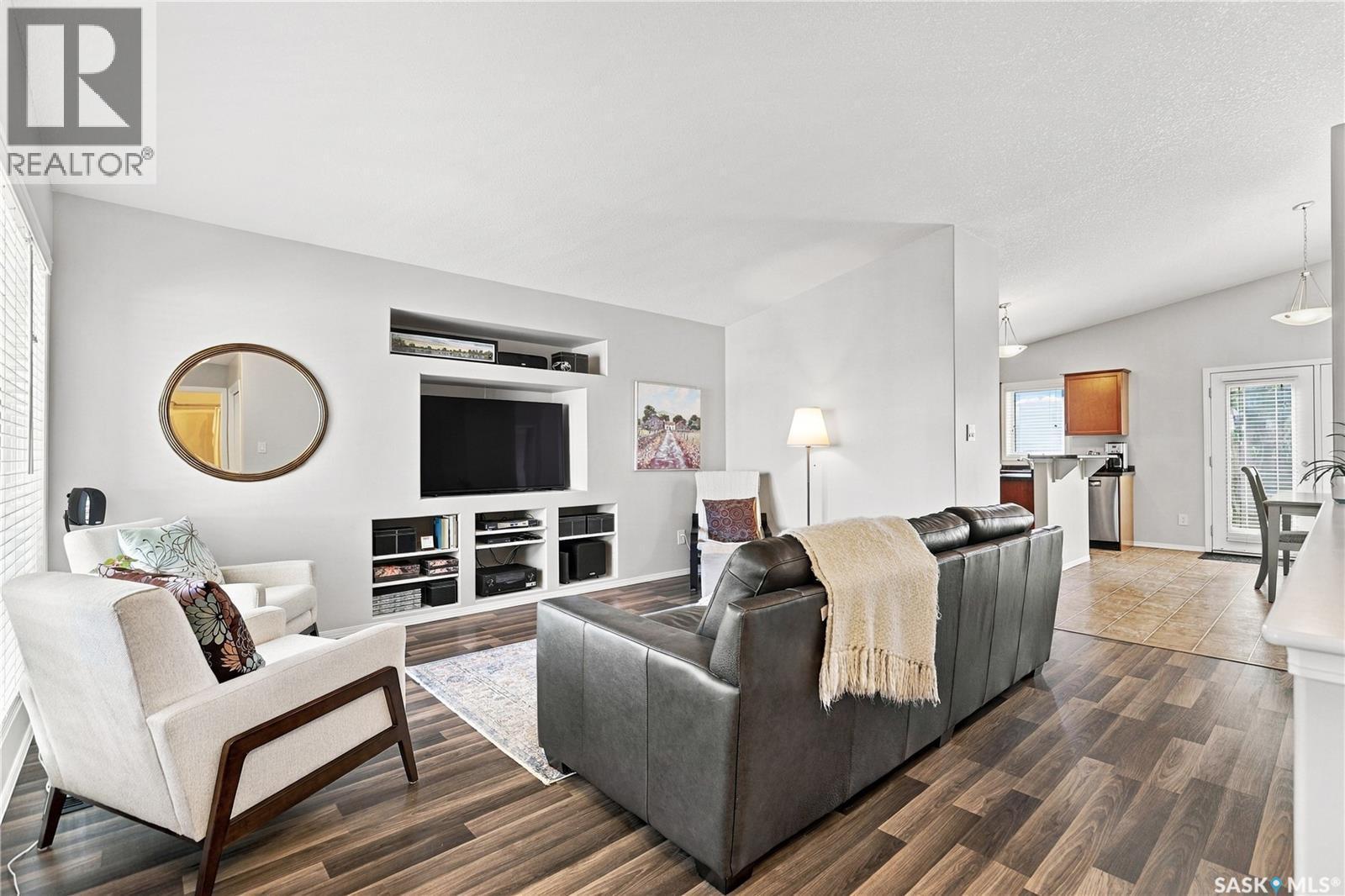 3934 Robin Place E, Regina, SK