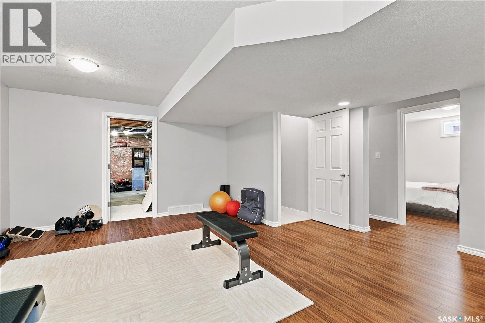 3934 Robin Place E, Regina, SK