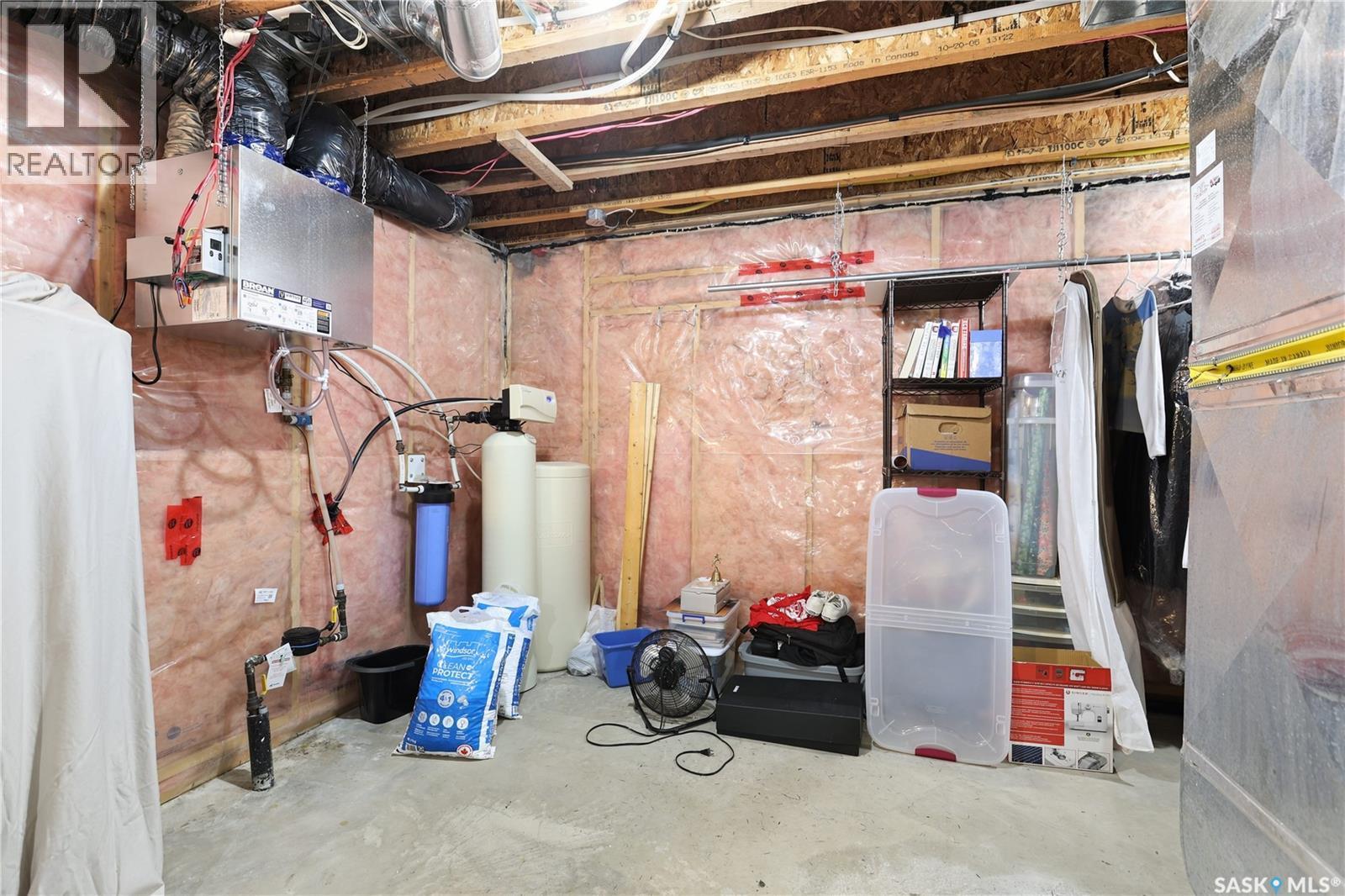 3934 Robin Place E, Regina, SK