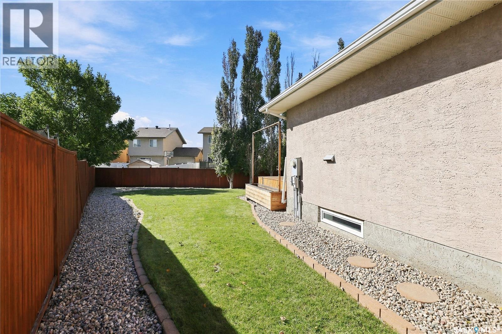 3934 Robin Place E, Regina, SK