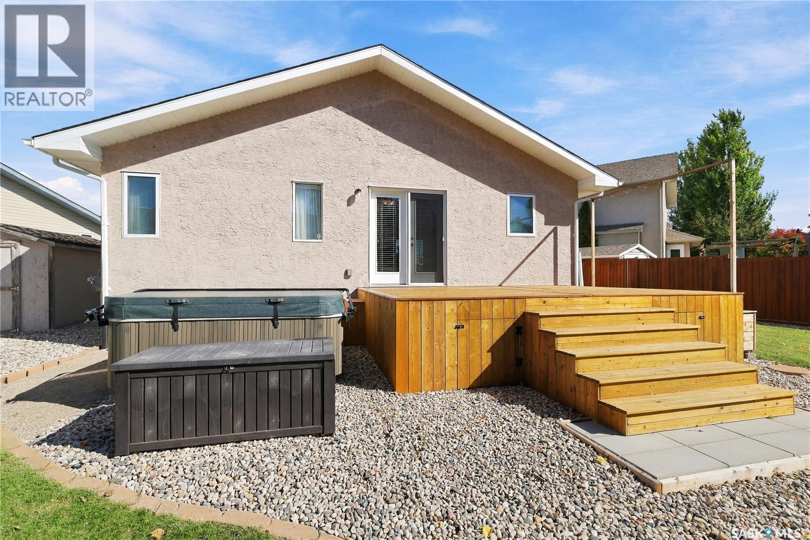 3934 Robin Place E, Regina, SK