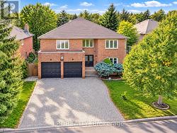 37 LASER COURT Richmond Hill, ON L4B 1S1