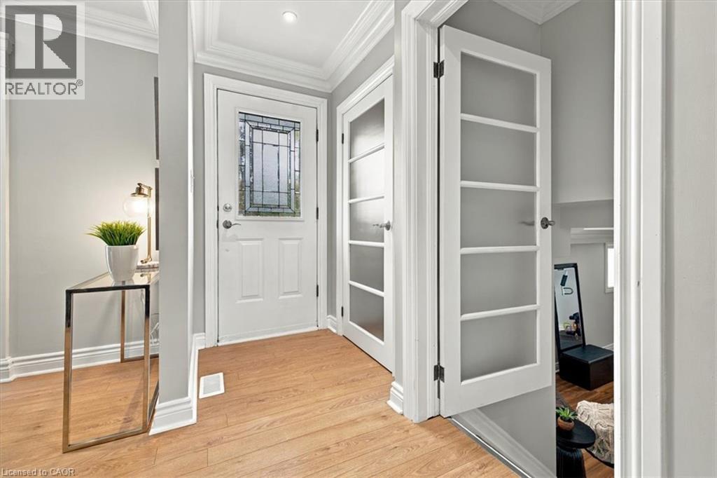 340 Duncombe Drive, Burlington, ON