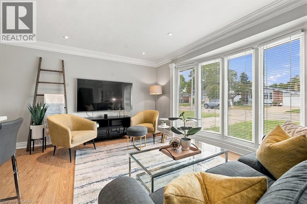 340 Duncombe Drive, Burlington, ON