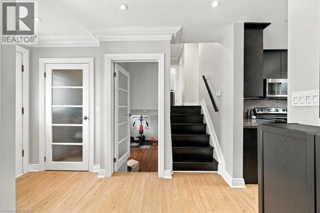 340 Duncombe Drive, Burlington, ON