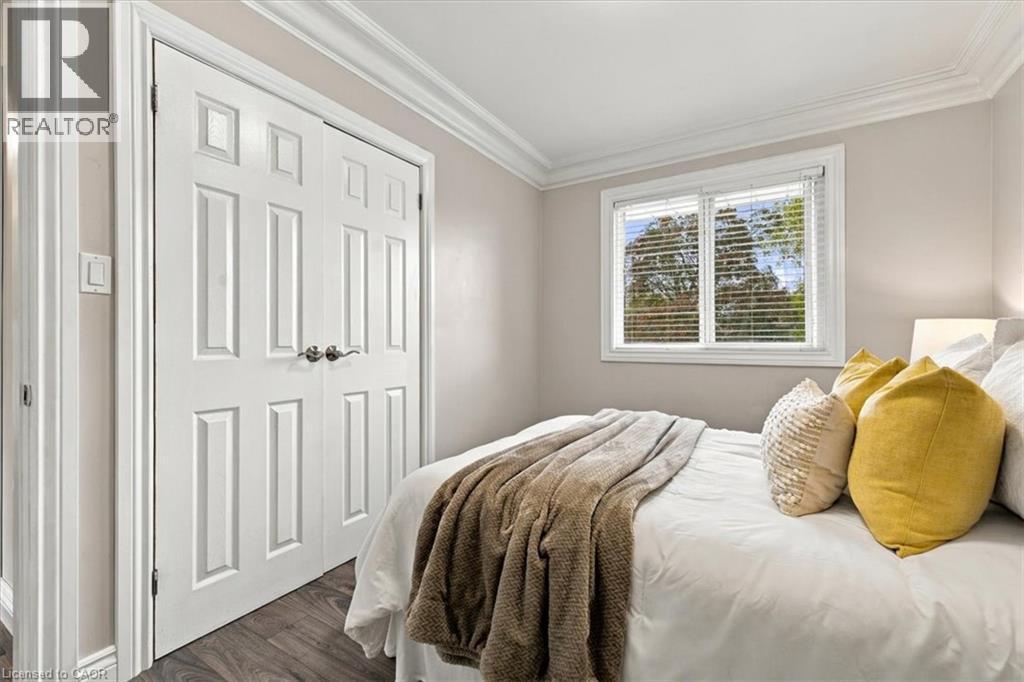 340 Duncombe Drive, Burlington, ON