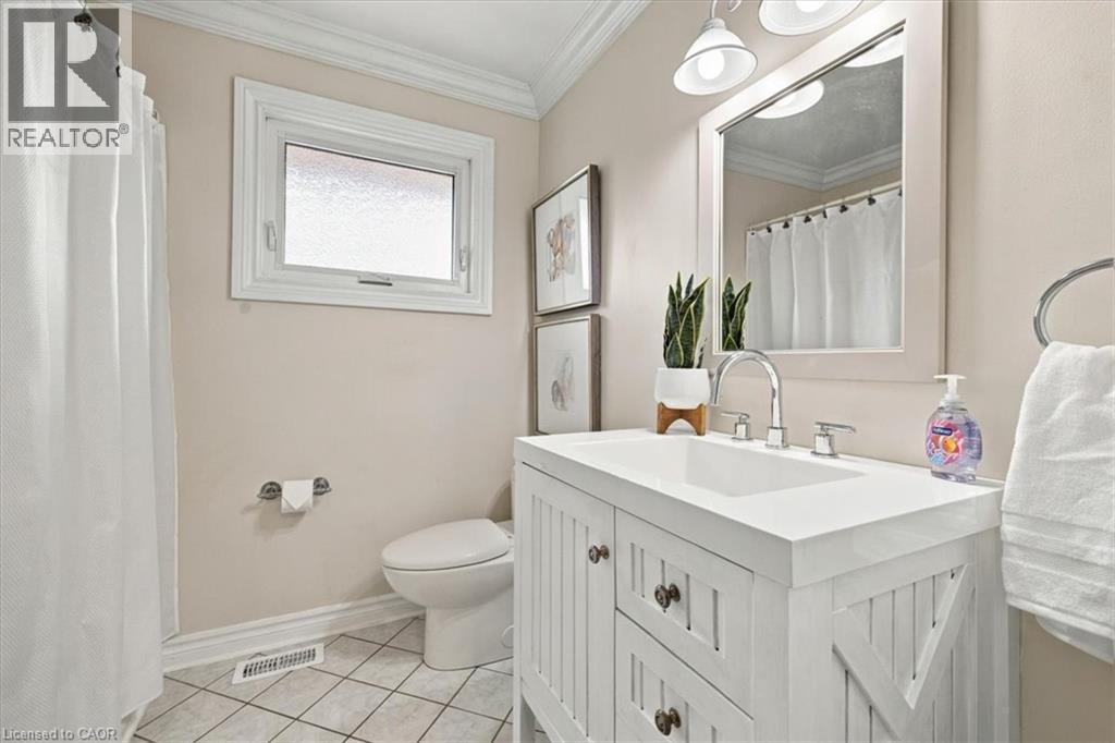 340 Duncombe Drive, Burlington, ON