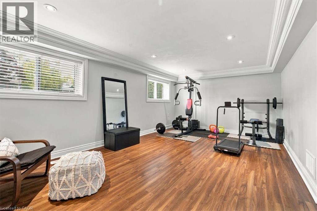 340 Duncombe Drive, Burlington, ON