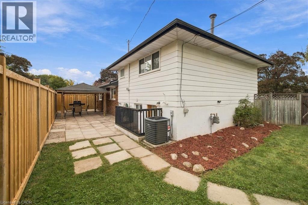 340 Duncombe Drive, Burlington, ON