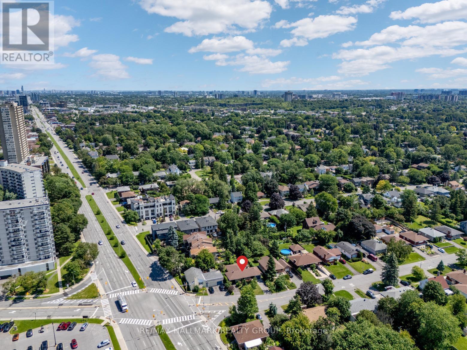 811 Iroquois Road, Ottawa, ON