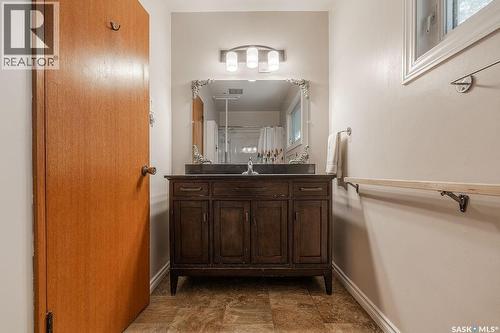 11 Moxon Crescent, Saskatoon, SK 