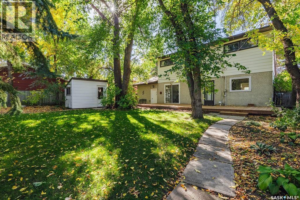 11 Moxon Crescent, Saskatoon, SK